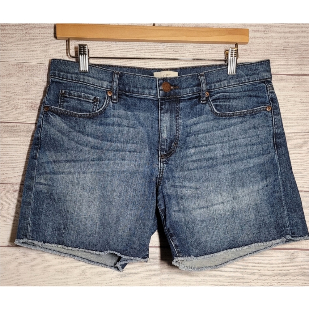Loft Outlet Womens 4" Mid-Rise Denim Blue Jeans Shorts Size 4 Raw Hem